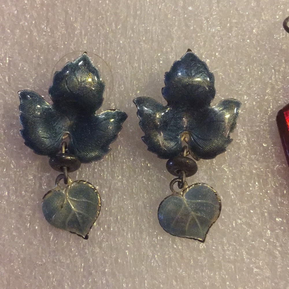 Bundle  five pair earrings - Picture 2 of 6